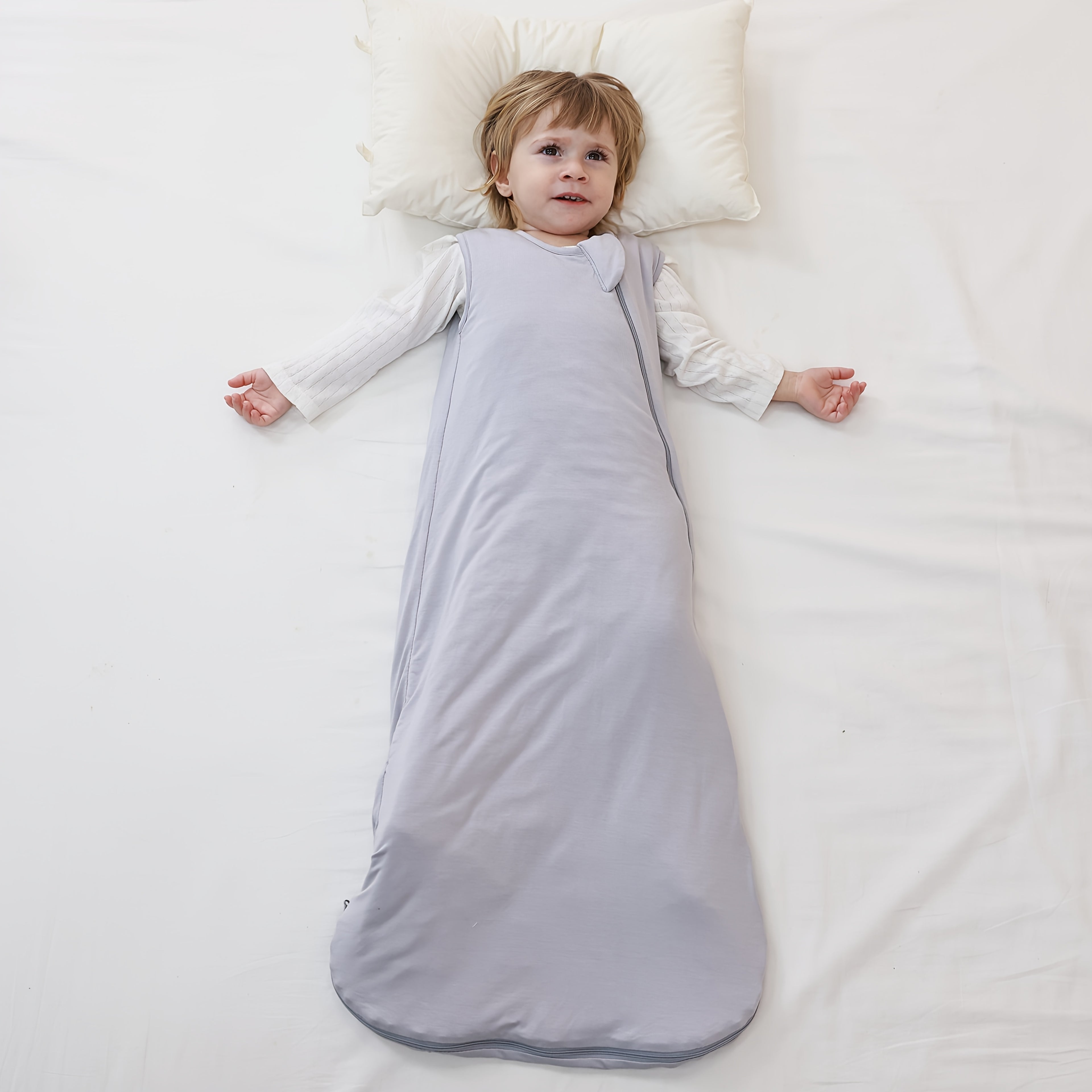 Lightweight And Breathable Sleeping Bag Made from Bamboo Fiber! with a 1.0 Tog Rating, It Wraps Your Baby in a Cloud-Like During Summer Nights